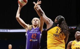 WNBA常规赛：菲尼克斯水星vs芝加哥天空